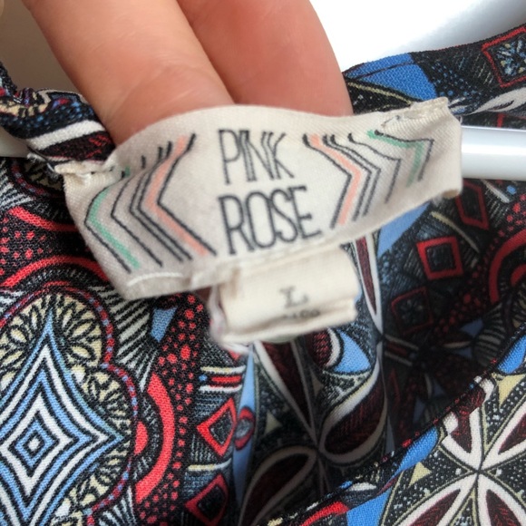 Patterned Blouse - Picture 3 of 3